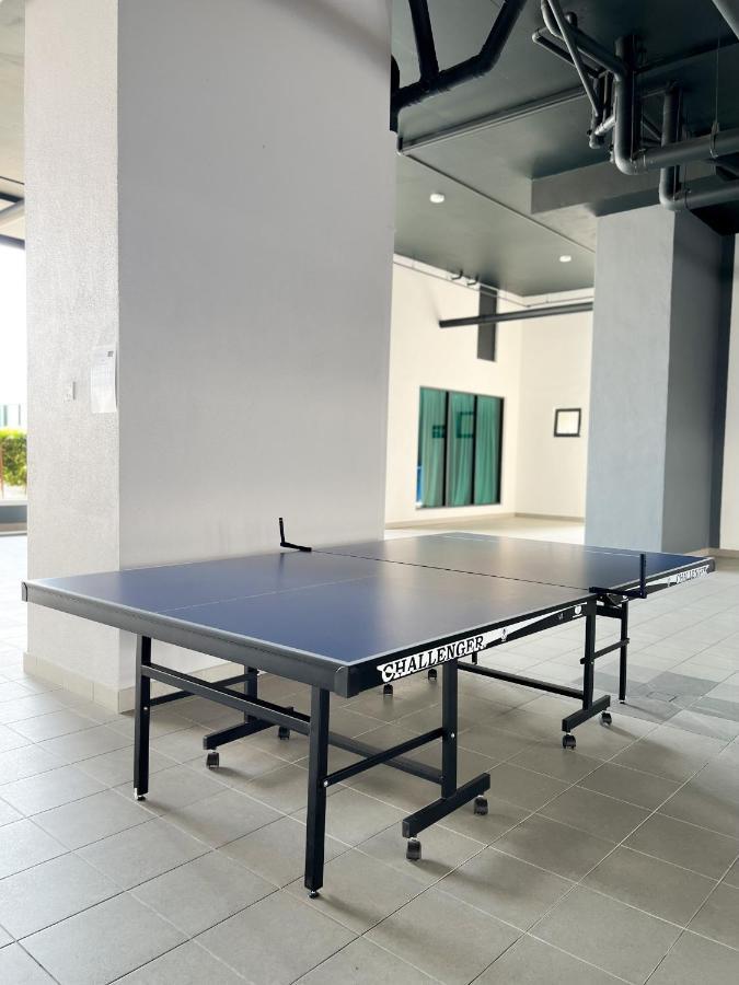 Aurora Vista Homestay Bangi At Vista Bangi With Wifi Netflix Gym Sauna Coway Swimming Pool-River View Kajang Exterior foto